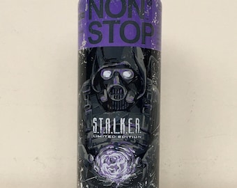 Lata de bebida energética vacía de S.T.A.L.K.E.R. 2: Corazón de Chernóbil - Edición limitada de recuerdo