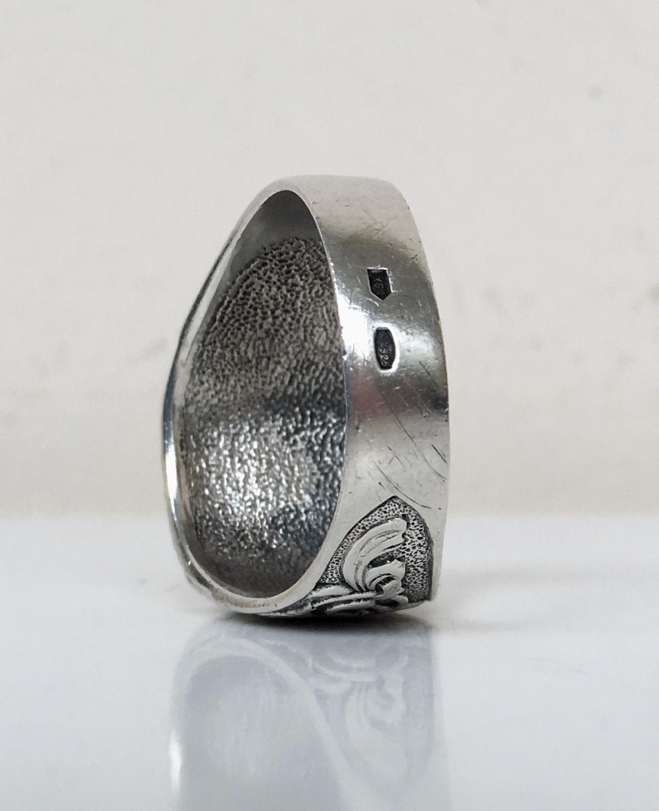 Custom Marine Corps Ring with 1stSgt Rank and Years of
