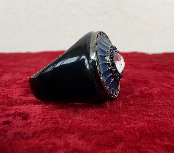 Lucite Statement Ring: Black & Blue Floral Patter… - image 3