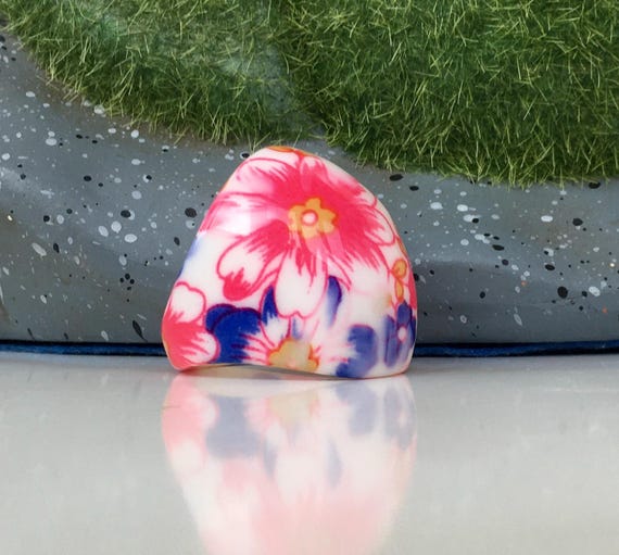 Summer Ring Size Lucite Acrylic Plastic Ring Multicolor