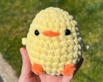 Handmade Crochet Baby Chick Plushie: Soft Squishy Toy
