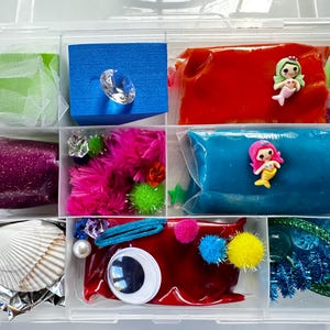 Mermaid playdough sensory box