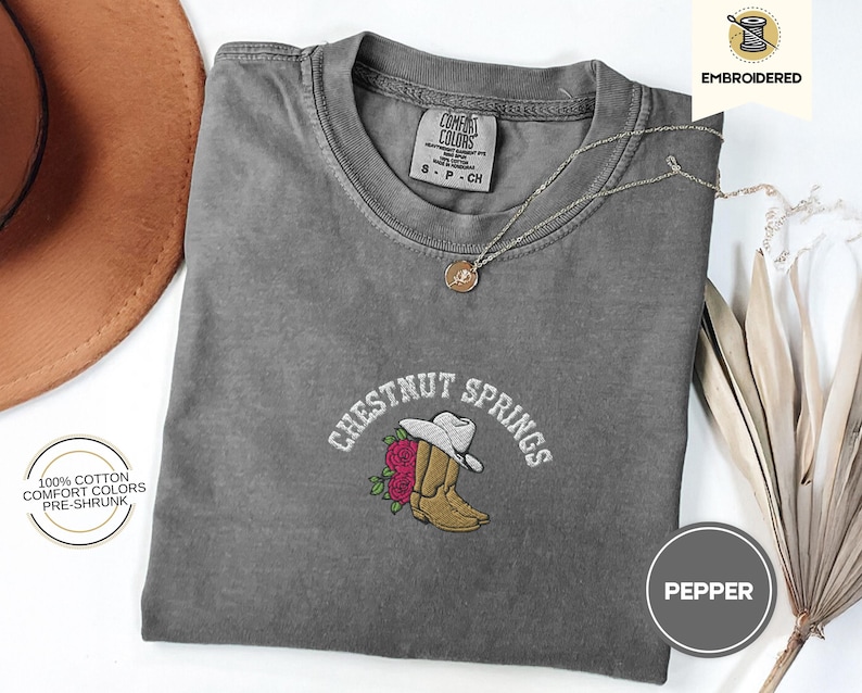 Cowboy Romance Reader Club T-shirt, Bookish Cowgirl Tee, Country Book Lover Shirt, Chestnut Springs Shirt, Bookish Gift For Her,elsie silver