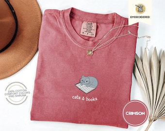 Camiseta Comfort Colors® de gatos y libros, camiseta para amantes de los libros, camiseta para amantes de los libros, camiseta para lectores, regalo para amantes de los gatos, regalo para amantes de los libros, camiseta para bibliotecarios