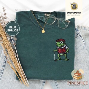 Golf Frog T-Shirt, Funny Embroidered Comfort Colors 1717, Cute Animal Golfer Tee, Whimsical Frog Shirt, Golf Lover Gift