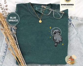 宇宙アライグマTシャツ、面白い刺繍入りコンフォートカラー1717、宇宙動物Tシャツ、カオスなアライグマシャツ、不気味なゲーマーギフト