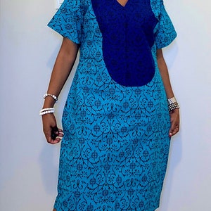 Robes droites imprimées africaines Robe courte Ankara Robe droite courte Ankara Tenue chic à Ankara Vêtements Africains Femme Ankara Décontractée image 2