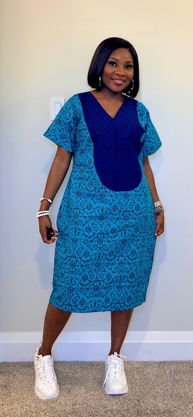 Robes droites imprimées africaines Robe courte Ankara Robe droite courte Ankara Tenue chic à Ankara Vêtements Africains Femme Ankara Décontractée image 2