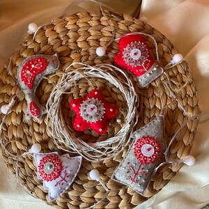 Handmade decorations red/white