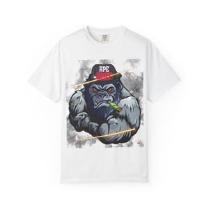 Gorilla Graphic T-Shirt, Cool Tee for Animal Lovers, Casual Wear for Men & Women, Gift for Birthdays, Streetwear Style, Ape Buff Design