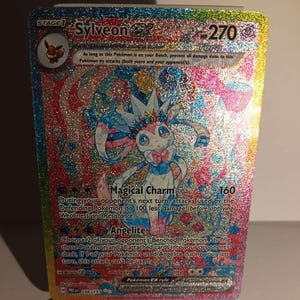 English Sylveon ex - 156/131 - SV Prismatic Evolutions - Textured - Perfect Gift for any Poke fan-NOT real just for show - Proxy NOT replica