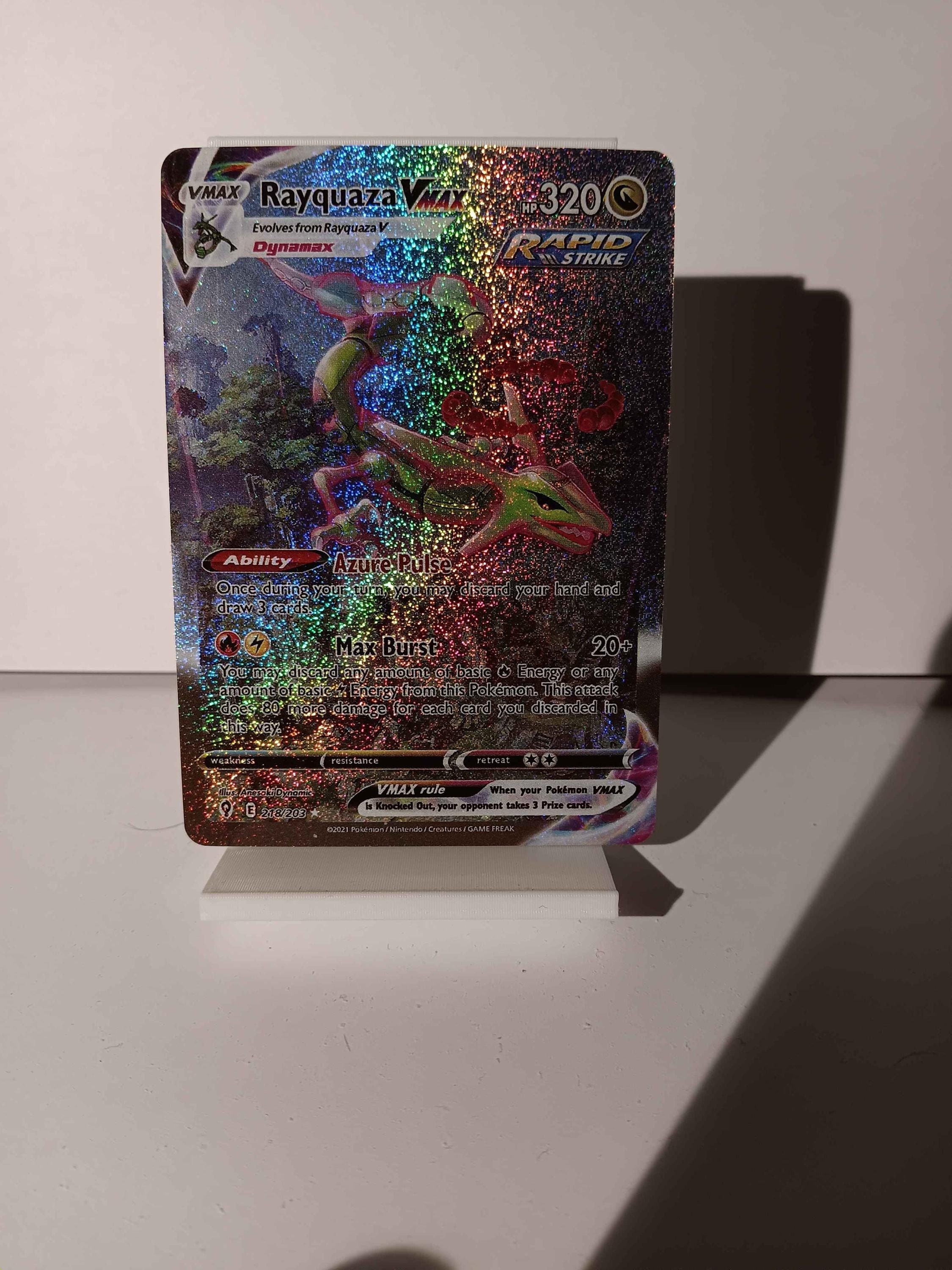 Rayquaza VMAX - Evolving Skies - 218/203 / Secret Rare Rayquaza VMAX - Evolving Skies - 218/203 / Secret Rare