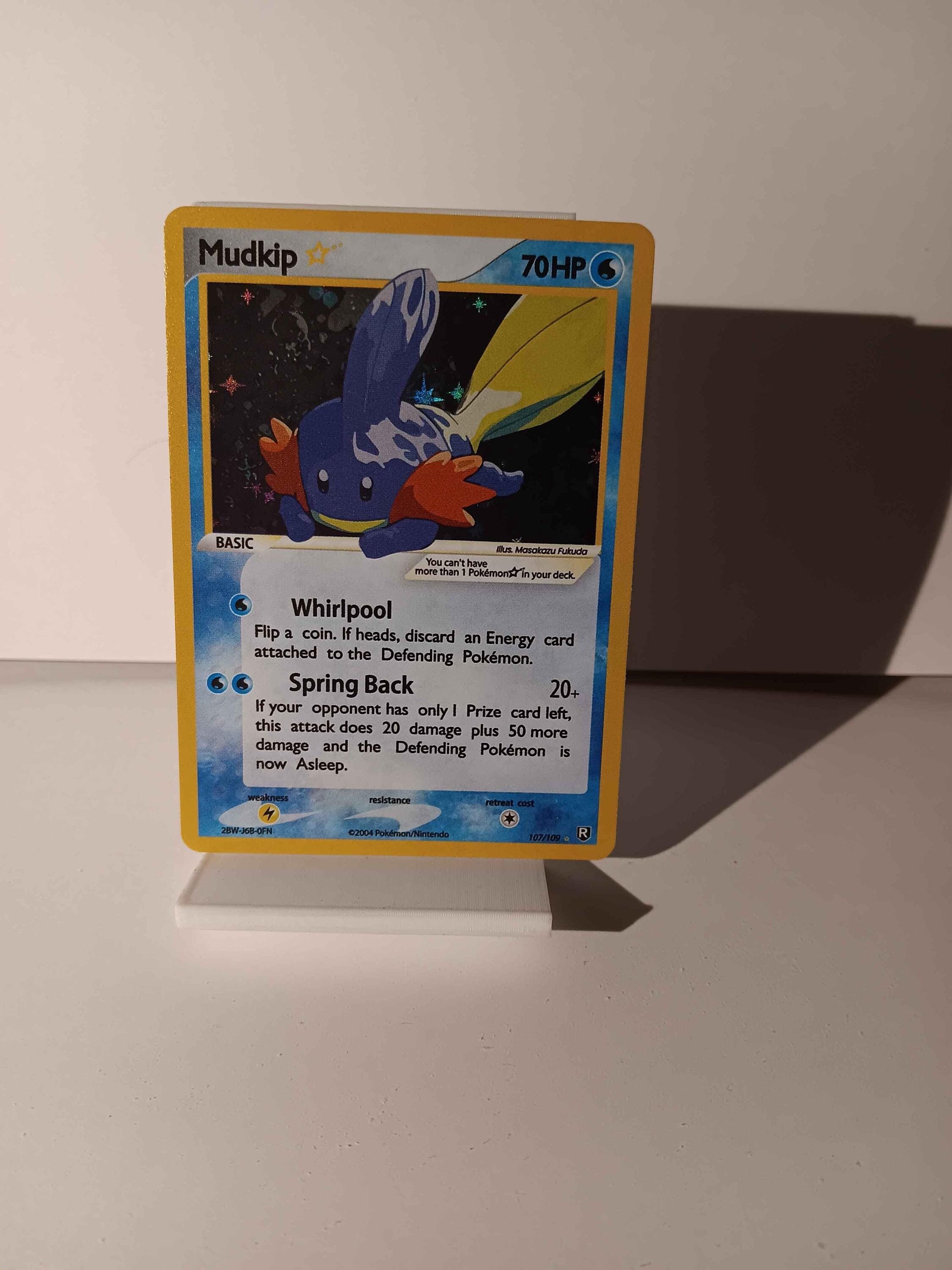 Mudkip Gold Star English 2004 - Perfect Gift for Poke Fans - NOT