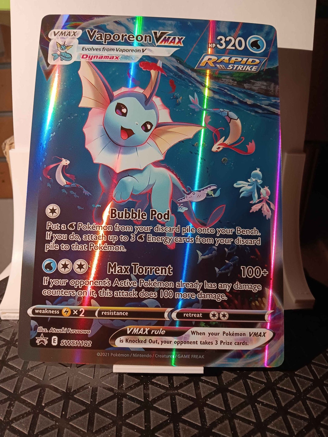 Vaporeon VMAX - SWSH182 Promo - Full Art Jumbo - Perfect