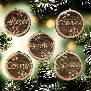 Personalized wooden Christmas balls, Christmas tree, tree decoration, wooden gifts, first name, ornament, Christmas gifts, gift