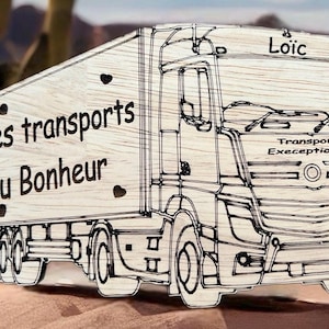 Camion di legno inciso – Regalo personalizzato per nascita, gravidanza, padrino, madrina o testimone