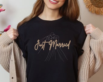 Just Married Shirt,Newlywed Shirt,Mr and Mrs Shirt,Couple Shirt,Honeymoon Shirt,Wedding Shirt,Wife And Hubs Shirt,Married Shirt,Retro Shirt