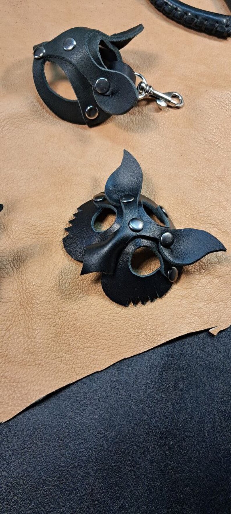 Pattern Leather Keychain