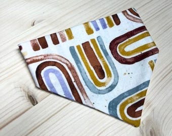 Pañuelo retro arcoíris para perro / Ajuste elástico hecho a mano / Bufanda bohemia para perro sobre la cabeza / El favorito de Jett
