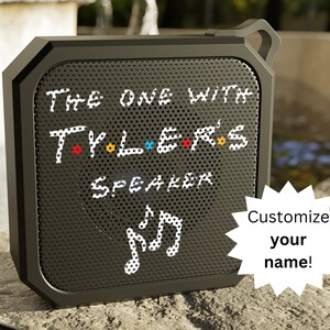 Altavoz Bluetooth para exteriores personalizado con nombre personalizado, altavoz con temática de amigos