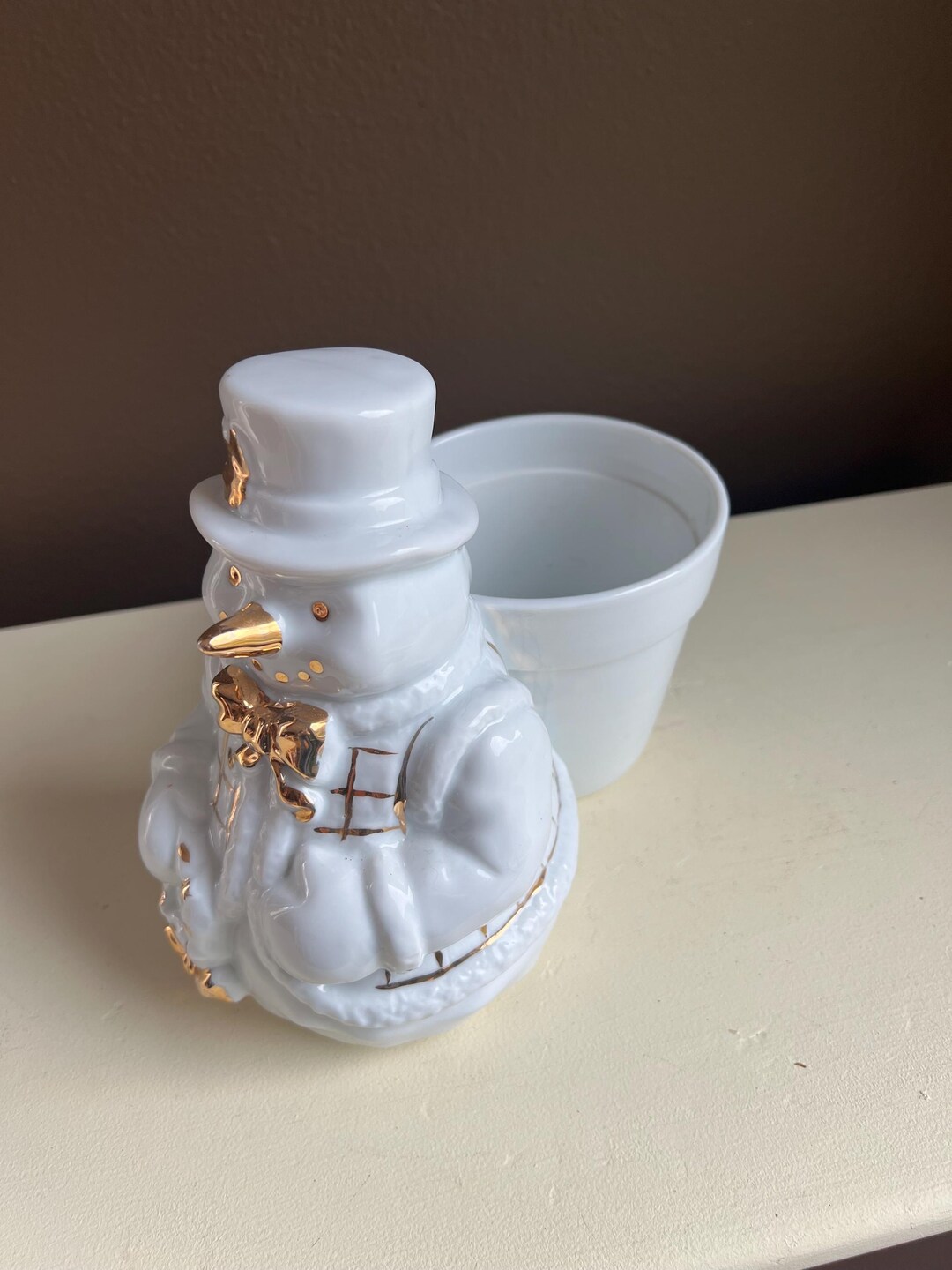 Bloom Rite Christmas Snowman Planter – White With Gold Trim - Etsy