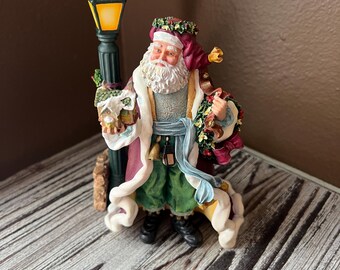 Hamilton, Thomas Kinkade, St. Nicholas Collection - The Light Of St. Nicholas