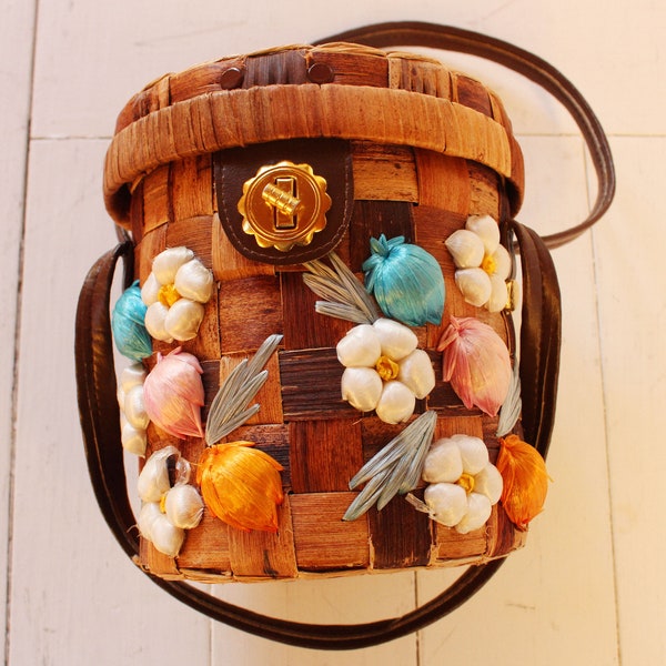 Vintage Raffia Straw Round Woven Bag with Flower Details