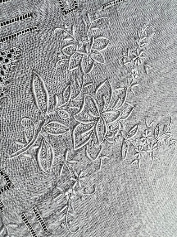 Vintage embroidered linen Handkerchief, Bridal Gi… - image 7