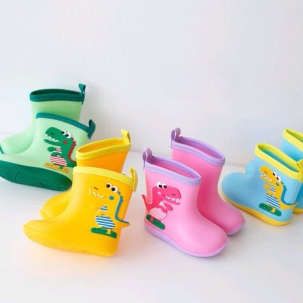 Dinosaur Rain Boots with Easy-On Lightweight Waterproof Non-slip Rubber Cute Cartoon Dino for Toddler and Kids