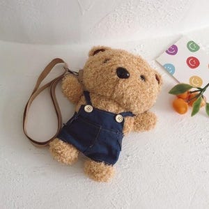 Sac à bandoulière en peluche ours en peluche, ours mignon portant une salopette en peluche pour enfants