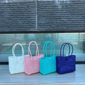Jali Umhängetasche, Indonesien Handgefertigte Tasche, Bali Umhängetasche, Leichte Tasche mit langem Griff, Wasserdichte und waschbare gewebte Tasche.