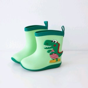 Dinosaur Rain Boots with Easy-On Lightweight Waterproof Non-slip Rubber Cute Cartoon Dino for Toddler and Kids Green