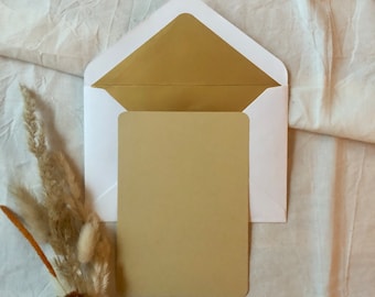 Dziesięć pustych pocztówek w jasnobrązowym kolorze • Karty z papieru typu kraft w formacie A6 • z zaokrąglonymi rogami • do personalizacji • z kopertą • ekologiczne • zrób to sam