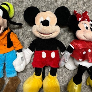 DISNEY - Minnie & Mickey Mouse and goofy Plush Beanies