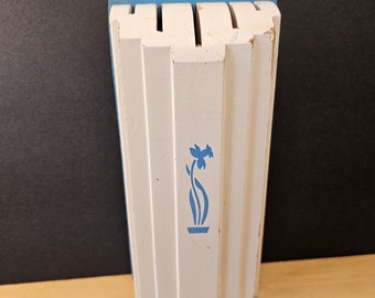 Vintage Nuway wooden knife holder, white and aqua