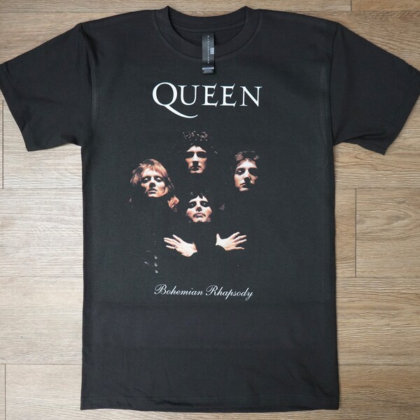 Koningin Boho Rhapsody zwart T-shirt
