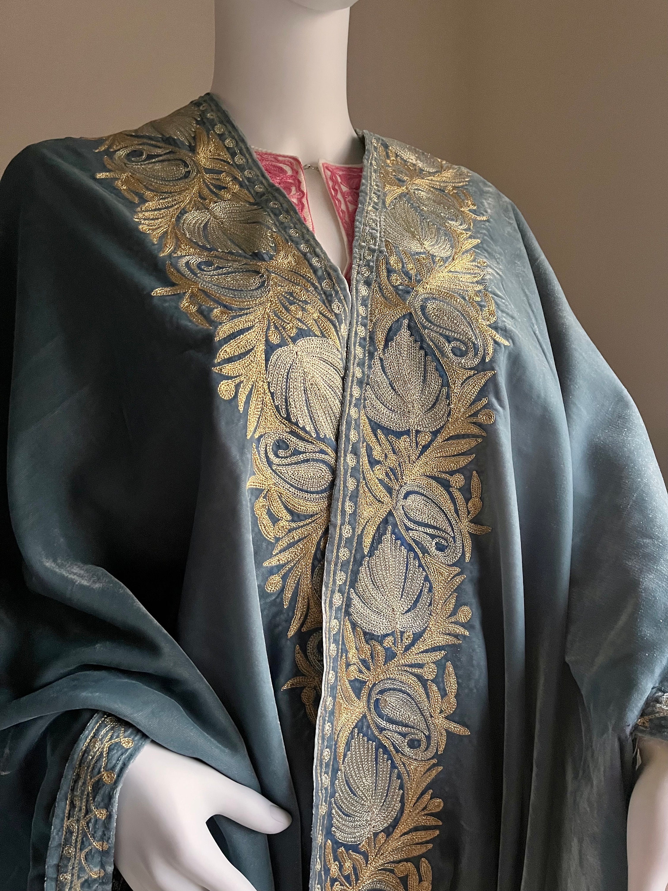 kashmiri cape shawl