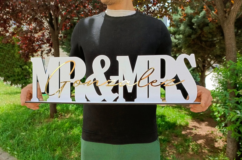 Mr & Mrs Wedding Sign,wedding centerpiece Top Table Sign,wedding table decor,Mr Mrs Wedding Sign,Sweetheart Freestanding Letter Sign