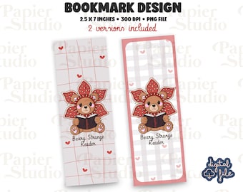 Puede incluir: Dos marcapáginas rectangulares con un diseño de oso. El oso lleva una corona de flores y lee un libro. Un marcapáginas tiene un fondo de cuadrícula blanca, el otro un patrón de cuadros rosa y blanco. Cada marcapáginas mide 6,35 x 17,78 cm.
