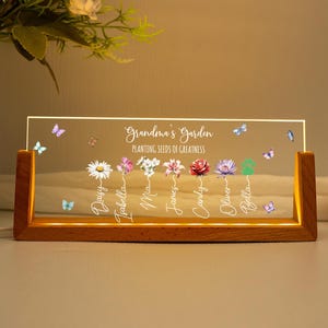 Personalized Gifts for Mom,Grandma Gifts,Custom Flower Night Light,Mom Birthday Gift,Grandma&#39;s Garden,Gifts for Grandma from Grandkids