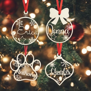 Decorazioni natalizie in legno, palline di Natale, ornamenti natalizi personalizzati, nomi tagliati al laser regalo di NATALE per targhette per animali domestici con nome decorazioni natalizie