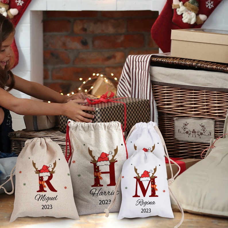 Personalised Santa Sack, Name and Initial Sack, Christmas Hat and Baloon Style Christmas Bag, Gift for Xmas, Custom Sack for Kids, Xmas Gift image 3