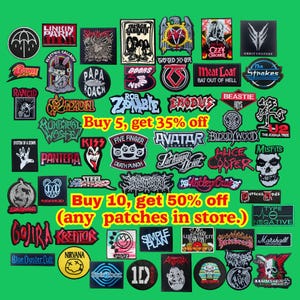 Può includere: Una collezione di varie toppe ricamate di gruppi musicali con loghi e illustrazioni di band come Linkin Park, Black Sabbath, Slayer e altre. L'immagine include il testo Buy 5, get 35% off e Buy 10, get 50% off any patches in store.