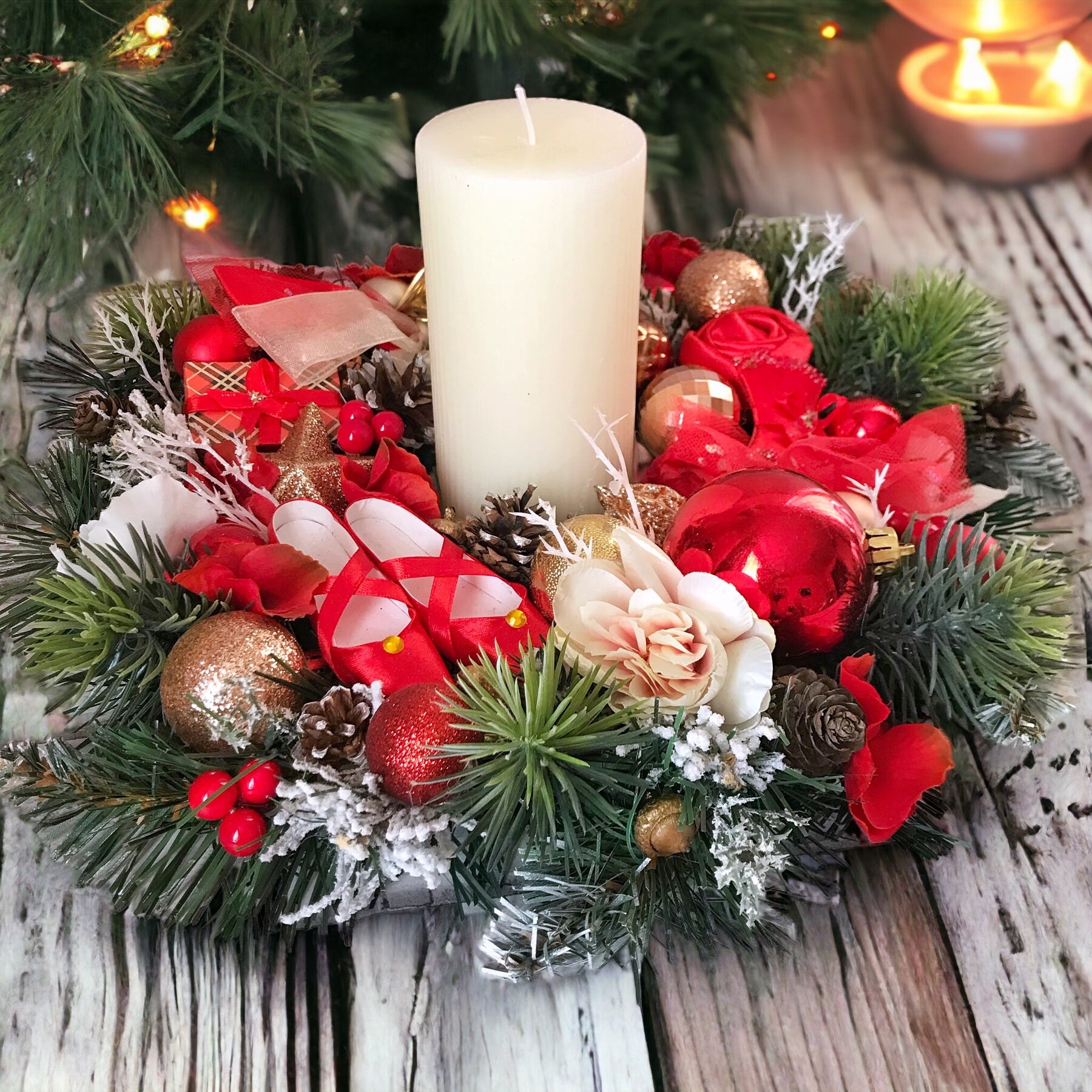 Christmas Holiday Wreath With Red, Gold Decor, Flowers, Pointe