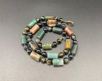 Handmade Agate Beaded Necklace: Multicolor Gemstone Healing Jewelry