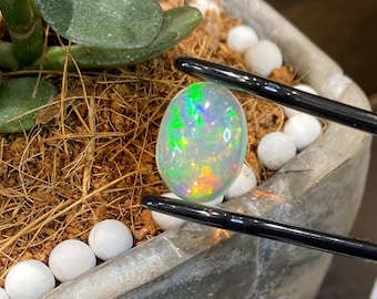 Ethiopian Opal Gemstone: Oval Loose Stone, 4.00 Carat Healing Crystal