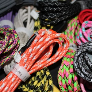 Custom Paracord Cable for Gamecube Controllers