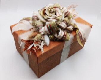 Prewrapped Brown/Tan Gift Box 8.25x5.5x4.25