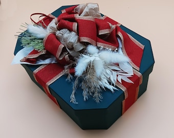Prewrapped Holiday Gift Box 9x7x4.5