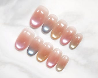 Handgemaakte Rainbow Starlight Cat Eye Persnagels Cat Eye-nagels Regenboognagels Korte ovale nagels Doodskistnagels